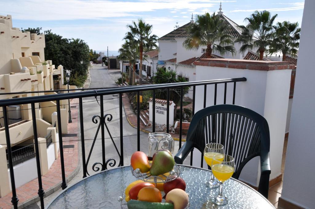 Nerja Paradise Rentals - Chimenea Apts الغرفة الصورة