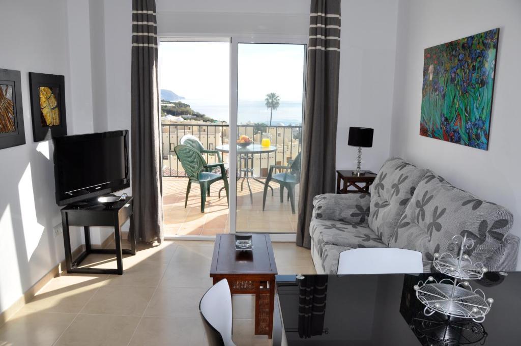 Nerja Paradise Rentals - Chimenea Apts الغرفة الصورة